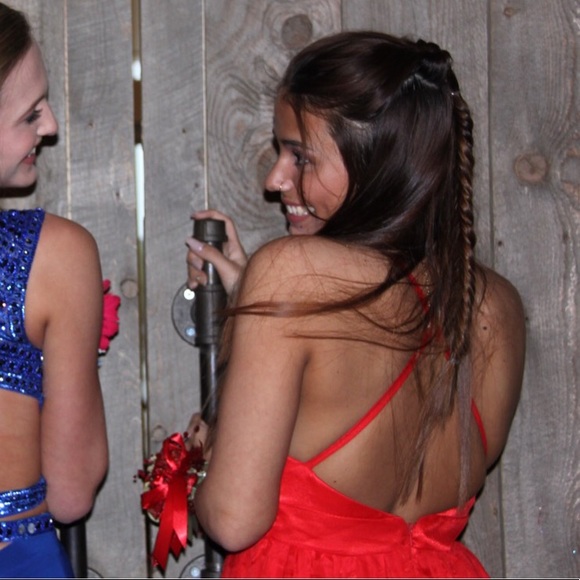 red prom dress - Picture 5 of 5